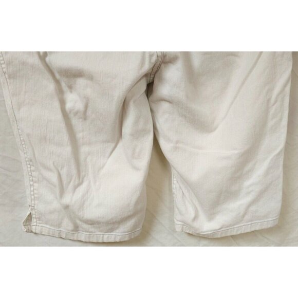 Canyon River Blues Womens Waist 34/36 White Stretch Bermuda Shorts 13" Inseam - Picture 11 of 12